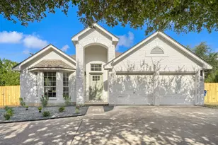 1012 N Railroad Ave, Pflugerville, TX 78660 - Photo 2