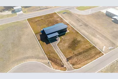 140 Airpark Drive, Georgetown, TX 78626 - Photo 32