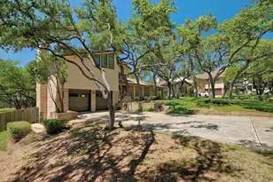 1808 Trevino Dr, Austin, TX 78746 - Photo 2