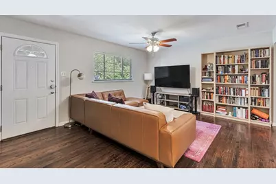 1715 W Saint Johns Avenue, Austin, TX 78757 - Photo 4