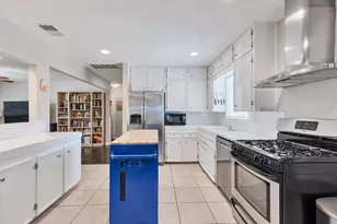 1715 W St Johns Ave, Austin, TX 78757 - Photo 10