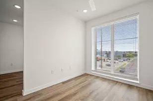 6324 N Lamar Blvd, Austin, TX 78752 - Photo 14
