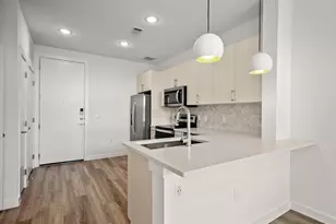 6324 N Lamar Blvd, Austin, TX 78752 - Photo 10