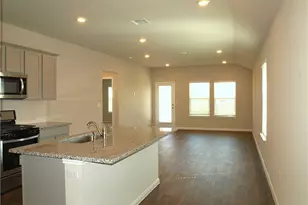 301 Hamilton Pool Ln, Bastrop, TX 78602 - Photo 6