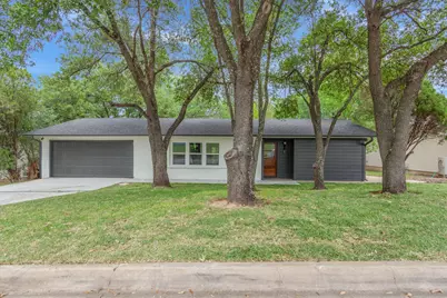 6807 Roanoke Drive, Austin, TX 78723 - Photo 2