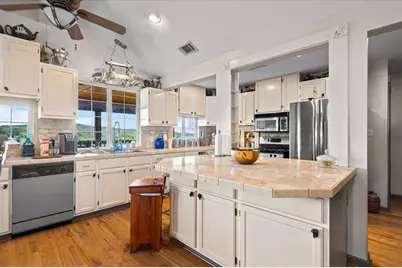 3615 Peninsular Drive, Marble Falls, TX 78654 - Photo 6
