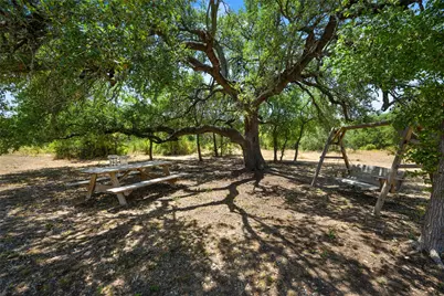 120 Craigen Road, Liberty Hill, TX 78642 - Photo 36
