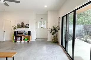 2101 Montopolis Dr, Austin, TX 78741 - Photo 6