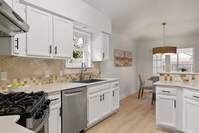 8104 Doe Meadow Drive, Austin, TX 78749 - Photo 22