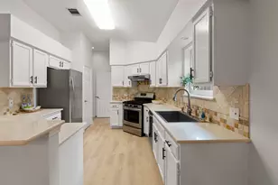 8104 Doe Meadow Dr, Austin, TX 78749 - Photo 4