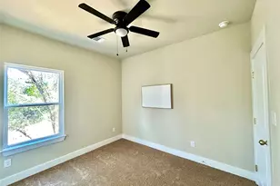 140 Heleakala Dr, Bastrop, TX 78602 - Photo 12