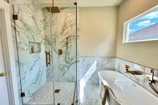 140 Heleakala Dr, Bastrop, TX 78602 - Photo 22