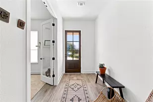 576 Sage Thrasher Cir, Dripping Springs, TX 78620 - Photo 6