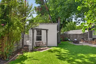 2503 East Side Dr, Austin, TX 78704 - Photo 32