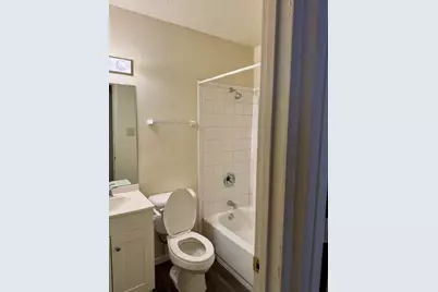 3005-B Parker Lane #B, Austin, TX 78741 - Photo 8