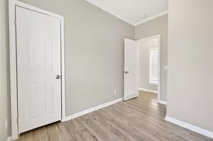 130 Leaning Oaks Cir, Seguin, TX 78155 - Photo 22