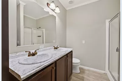 130 Leaning Oaks Circle, Seguin, TX 78155 - Photo 16