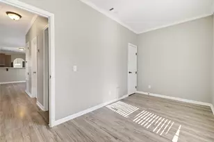 130 Leaning Oaks Cir, Seguin, TX 78155 - Photo 24