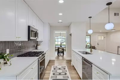 11601 Quarter Horse Trail, Austin, TX 78750 - Photo 8