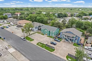 2615 Ektom Dr, Austin, TX 78745 - Photo 2
