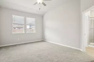 129 Pendleton Dr, Kyle, TX 78640 - Photo 6