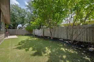 2228 Hilltop Climb Dr, Leander, TX 78641 - Photo 34