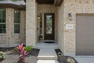 2228 Hilltop Climb Dr, Leander, TX 78641 - Photo 4