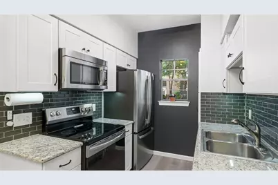 203 E 31st Street #102, Austin, TX 78705 - Photo 4