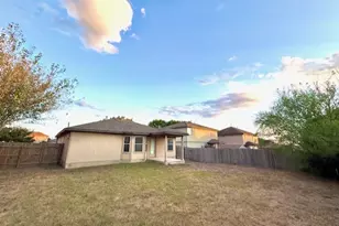 314 Paddington Dr, Kyle, TX 78640 - Photo 12