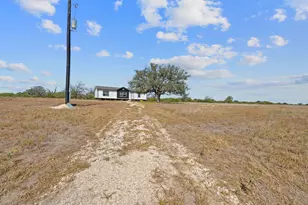 1177 County Road 402, Flatonia, TX 78941 - Photo 12