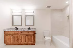 346 Webb St, Smithville, TX 78957 - Photo 24