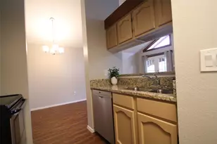 1712 Cinnamon Path, Austin, TX 78704 - Photo 10