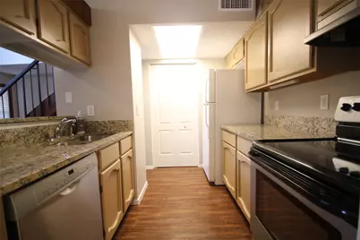 1712 Cinnamon Path #A, Austin, TX 78704 - Photo 8