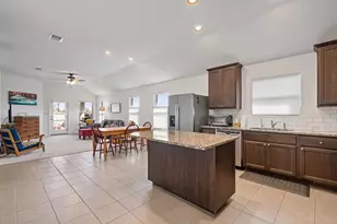 102 Patrick Herndon Dr, Bastrop, TX 78602 - Photo 2