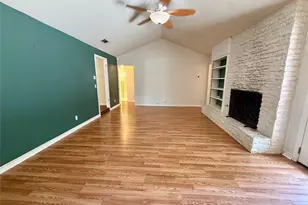 6301 Emory Ln, Austin, TX 78723 - Photo 2