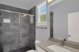 6902 Carver Ave, Austin, TX 78752 - Photo 18