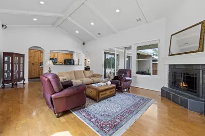 109 Double Eagle Drive #109, Austin, TX 78738 - Photo 4