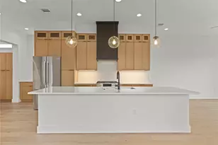 752 Pedernales St, Austin, TX 78702 - Photo 14