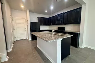 6814 E Riverside Dr, Austin, TX 78741 - Photo 10