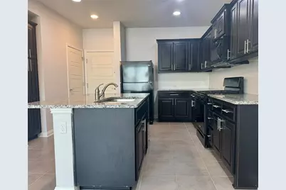 6814 E Riverside Drive #25, Austin, TX 78741 - Photo 8