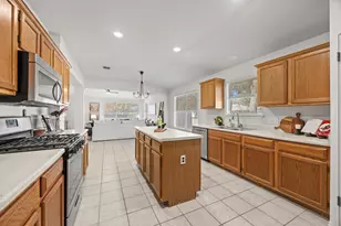 1219 Meghan Dr, Cedar Park, TX 78613 - Photo 10