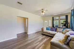 260 Dickerson Ln, Elgin, TX 78621 - Photo 8