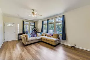 260 Dickerson Ln, Elgin, TX 78621 - Photo 6