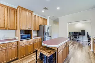 260 Dickerson Ln, Elgin, TX 78621 - Photo 14