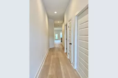 104 Zayd Court #B, Jarrell, TX 76537 - Photo 4