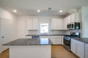 300 Timber Brook Dr, Hutto, TX 78634 - Photo 8