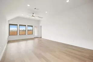 102 Malibu, Hutto, TX 78634 - Photo 8