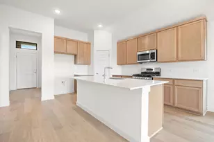 102 Malibu, Hutto, TX 78634 - Photo 4