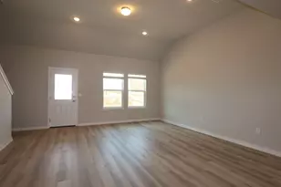 12004 Dillon Fls Dr, Austin, TX 78747 - Photo 8