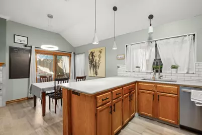 3015 Sunridge Drive, Austin, TX 78741 - Photo 18